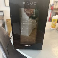 New cuisinart Mini Wine Fridge