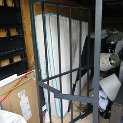 Queen Metal Bed Frame 