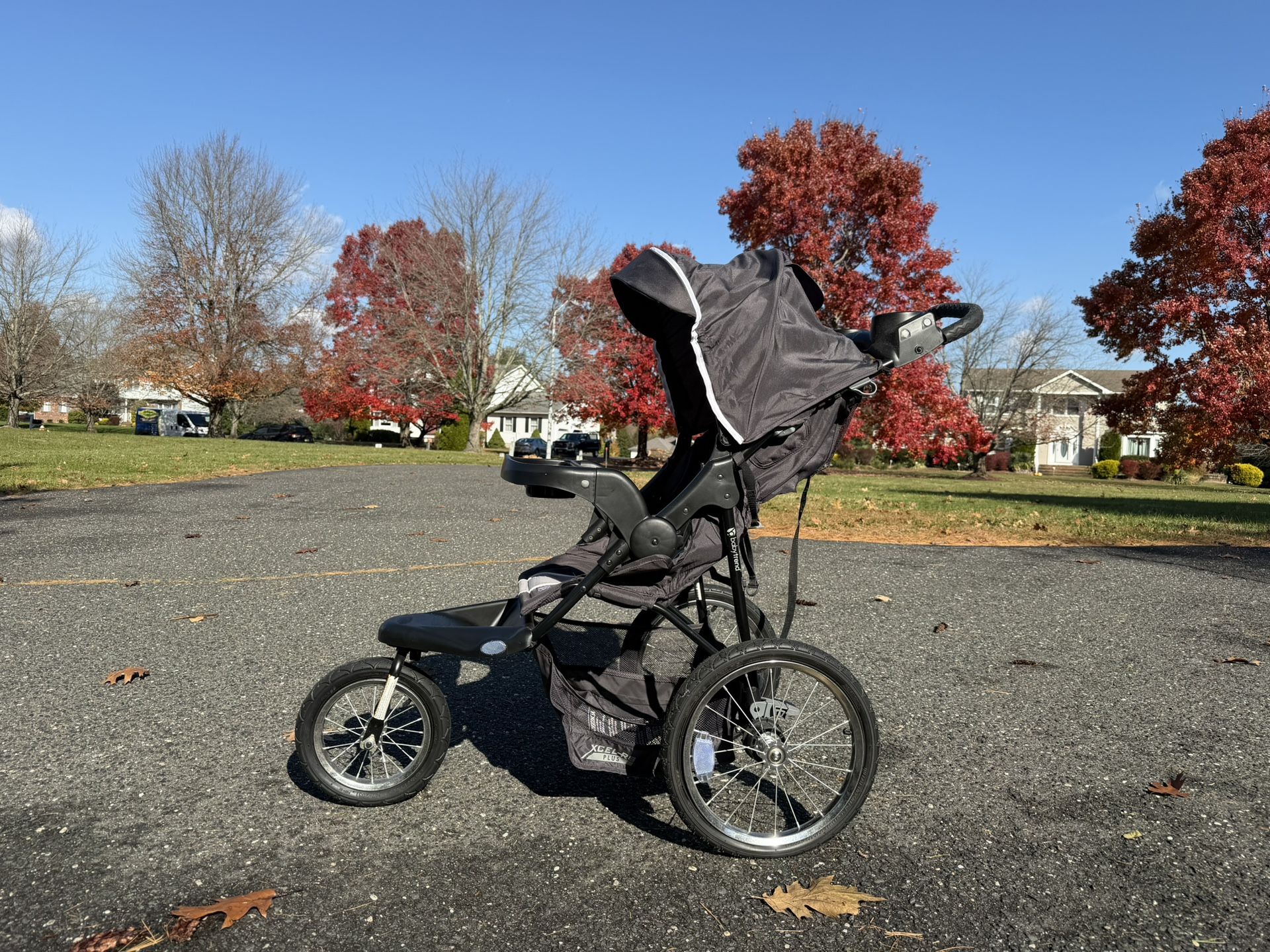 Baby Trend Jogging Stroller – Good Condition 