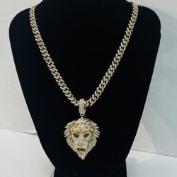 10k Yellow Gold Diamond Cuban Link Necklace Chain With 10k Lion Pendant Charm  Weights 56.5 Grams 