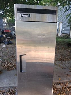 Bison Refrigeration Single Door Commercial Refrigerator