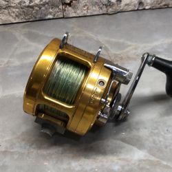Penn International II GOLD "20T" TWO SPEED BIG GAME Fishing Reel with 80Lb SPECTRA Line