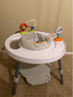 Baby bouncer