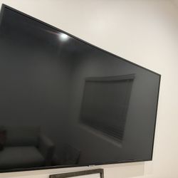 Samsung 65” 4K Smart TV UN65NU6950FXZA – Great Condition