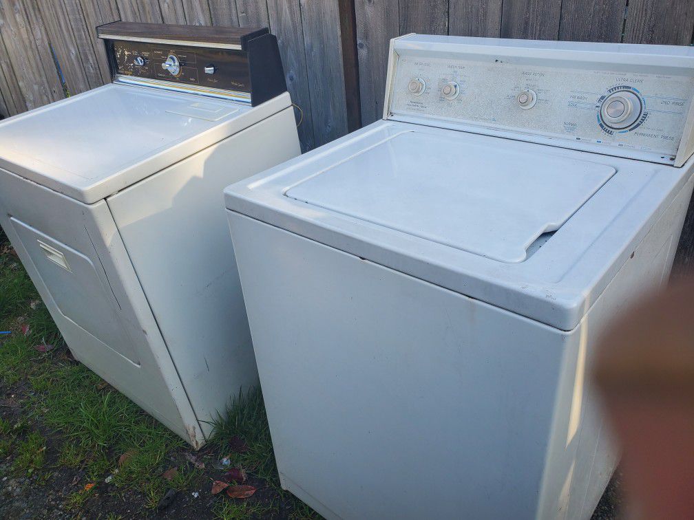 Unmatched Older Kenmore Washer And Dryer 