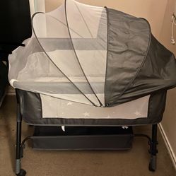 Baby Crib Bassinet 