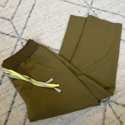 Figs Women’s Livingston Scrub Pants Size XL/P Martini Olive PO2404 Dual String