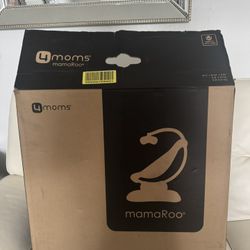 4 Moms 