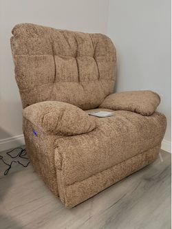 Swivel Power Recliner (NEW)