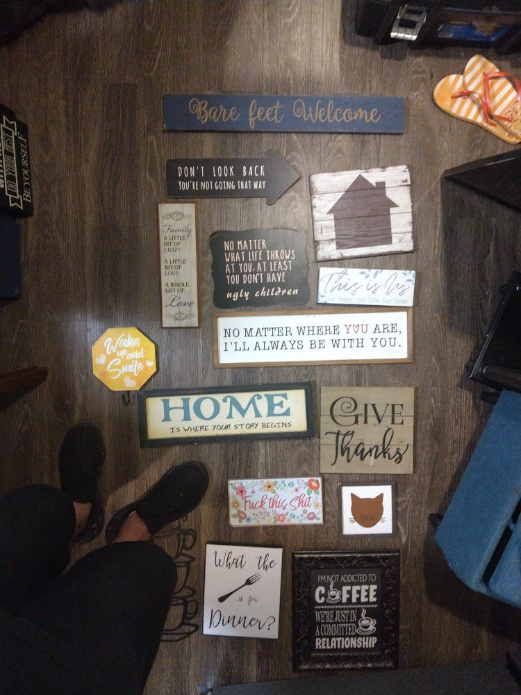 Quotes & sayings On Wood