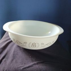 Vintage 1959 Pyrex Golden Tulip Promo 2-qt. Casserole Dish #024