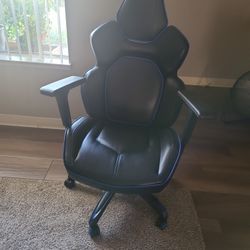 Gaming Chair/office Chair 