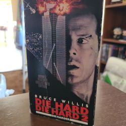 Die Hard Vhs 5 Dollars