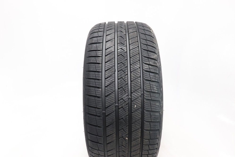 Set of 4 New 245/35R20 95Y Vredestein Quatrac Pro