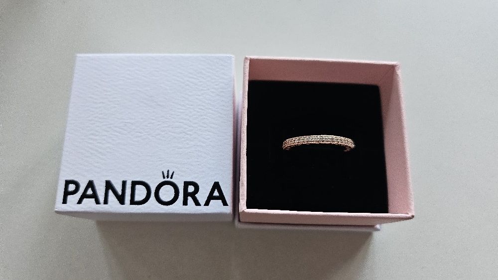 Pandora HEARTS RING