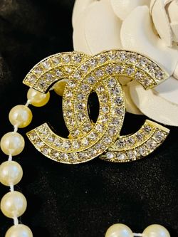 Gold Rhinestone Fashion Designer Brooch