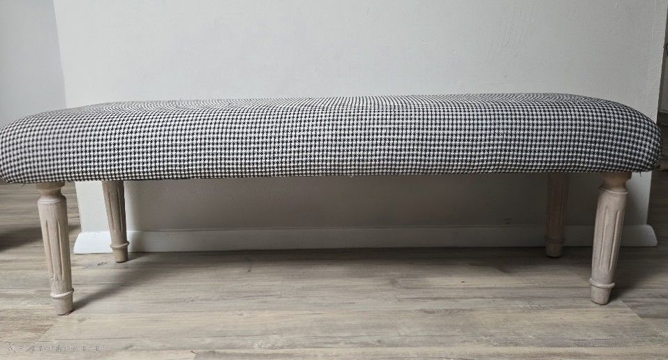 Indoor Bench