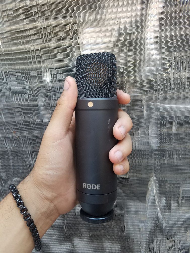 Rode NT1A Microphone