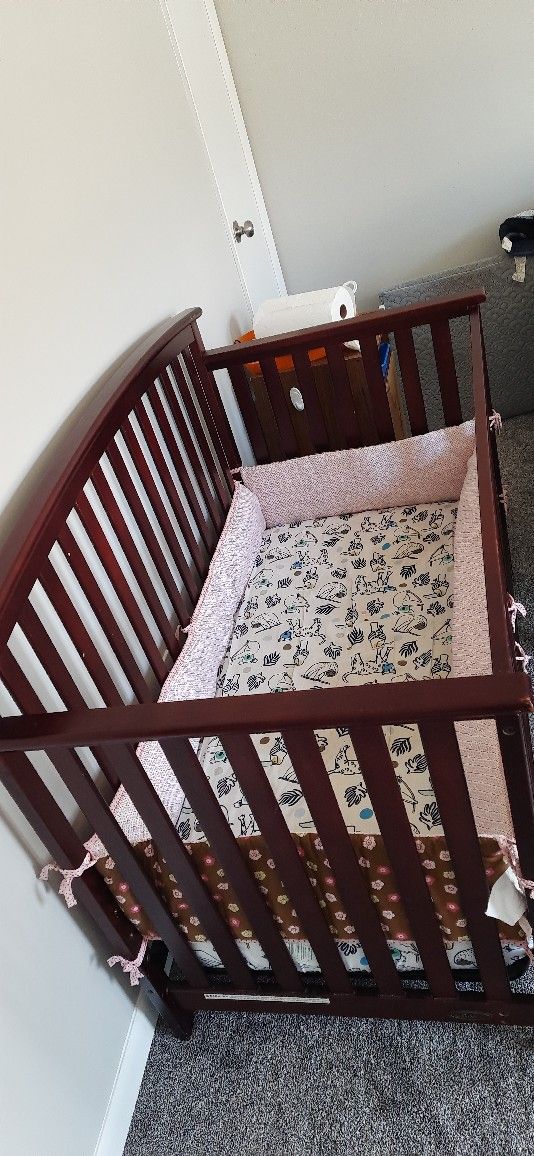 Graco Benton Crib Expresso