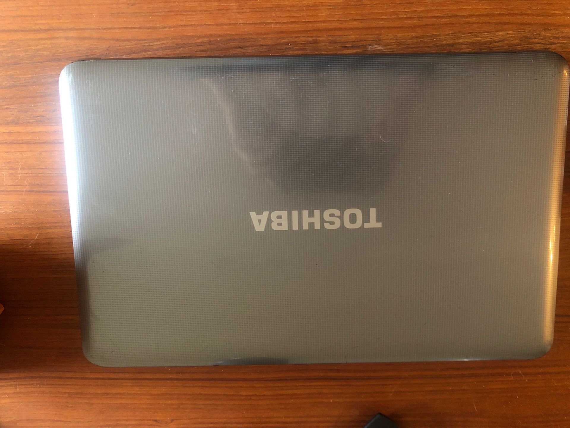 Toshiba laptop. Works perfectly