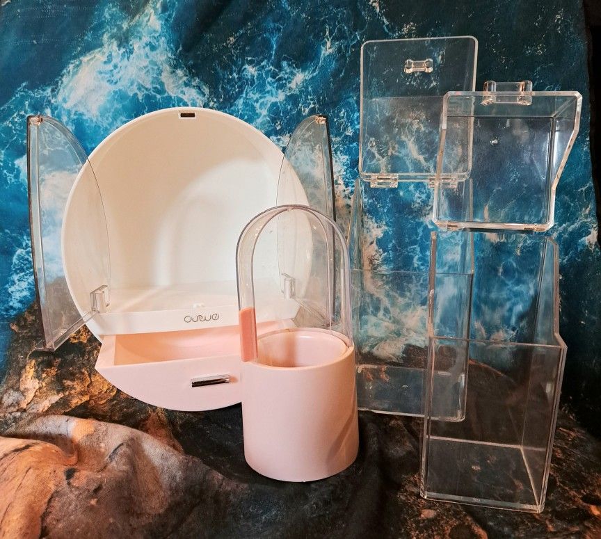 Makeup And Makeup Brush Organizers!