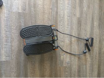 Hydraulic stair stepper
