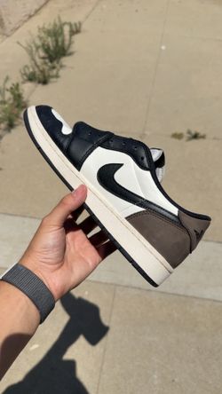 SIZE 10.5- JORDAN 1 GYM RED/ MOCHA LOW/ YEEZY ZEBRA 350