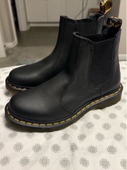 Doc martins boots women’s size 8