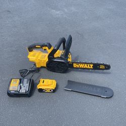 DEWALT 20V MAX 12in. Brushless Cordless Battery Powered Chainsaw Kit with (1) 5 Ah Battery & Charger