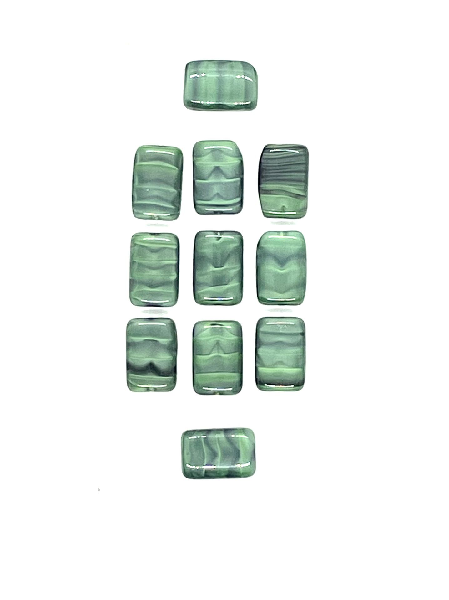 11 Malachite Glass Beads
