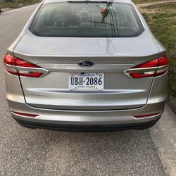 2020 Ford Fusion