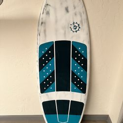 4,10 Gnarwhal Wakesurf Board 