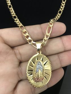 14k Gold filled fígaro chain with Virgin Mary charm