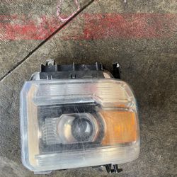 2014 2015 gmc sierra passenger right headlight 