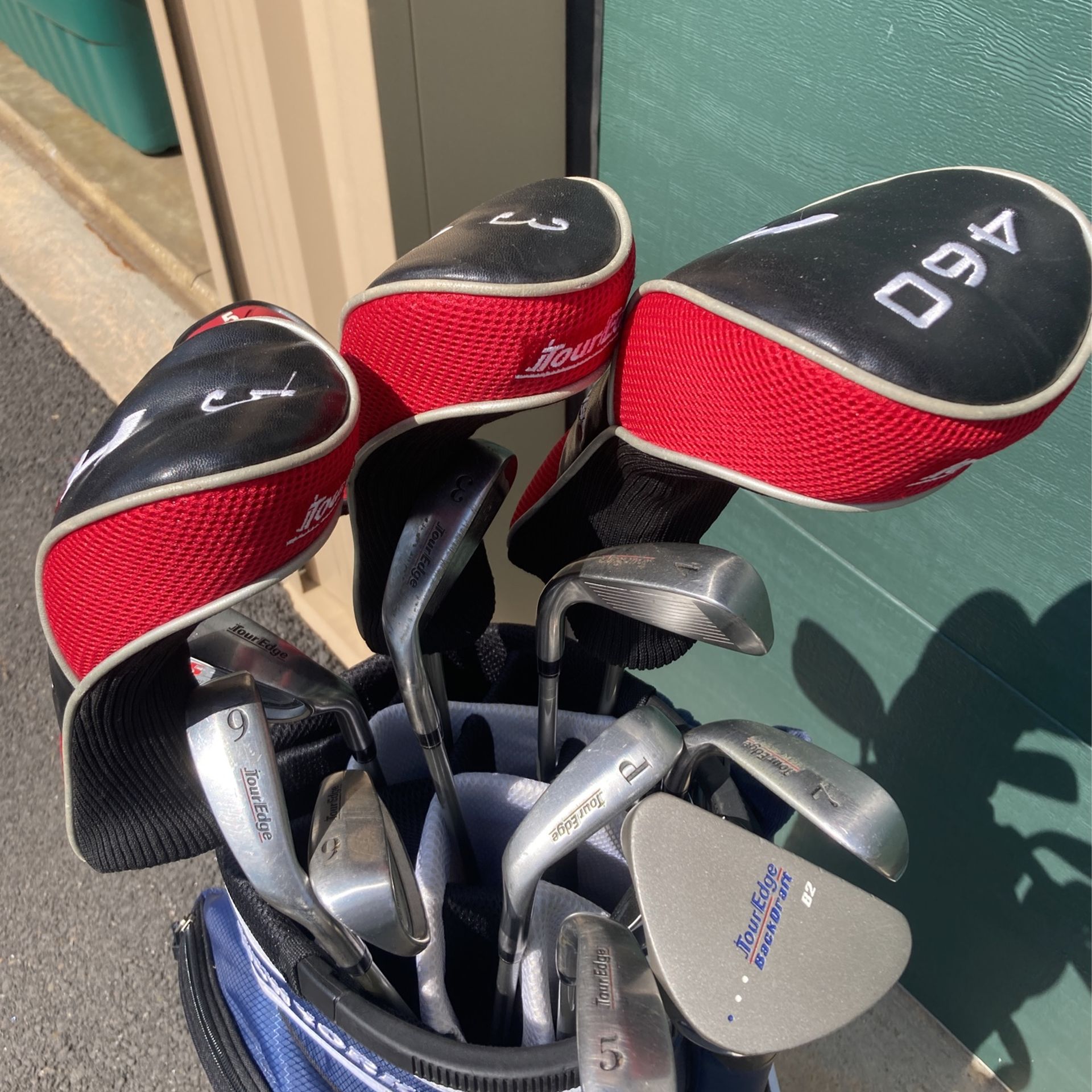 Golf Clubs And New York Yankees Bag for Sale in Peekskill, NY - OfferUp