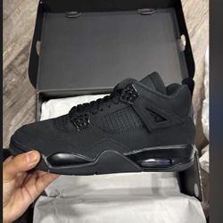 Jordan 4 Black Cat