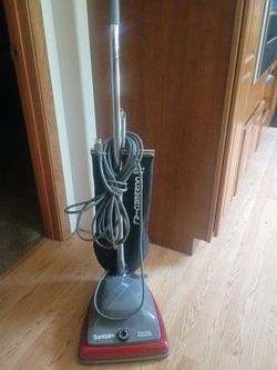 Sanitaire Commercial vacuum cleaner