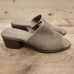 Koolaburra UGG Raychel Perforated Suede Block Heel Slip-On Sandals Tan Women 9.5