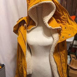 Zara women yellow jacket fuzzy inside detachable size sm