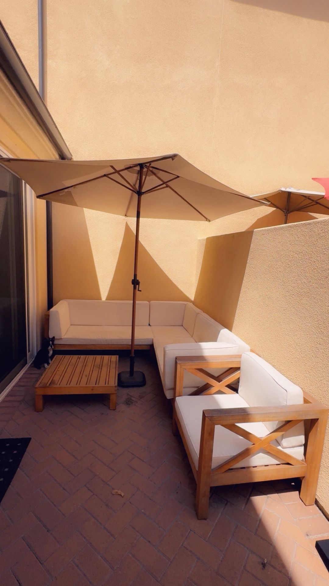 Patio seating, furniture and table