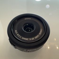 Canon EF-S 24mm f/2.8 STM Lens 