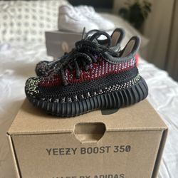 Adidas Yeezy Boost 350 V2 - Toddler 4c