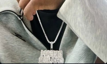 Mossinate tenis chain only!
