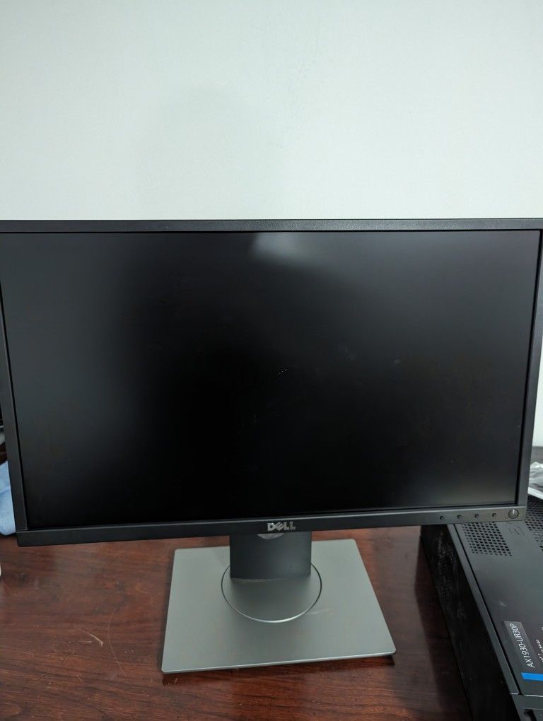 Dell Monitor 22in (P2217H) 2018