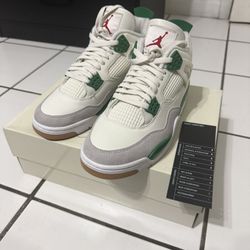 Jordan Pine Green 4s Size 10.5