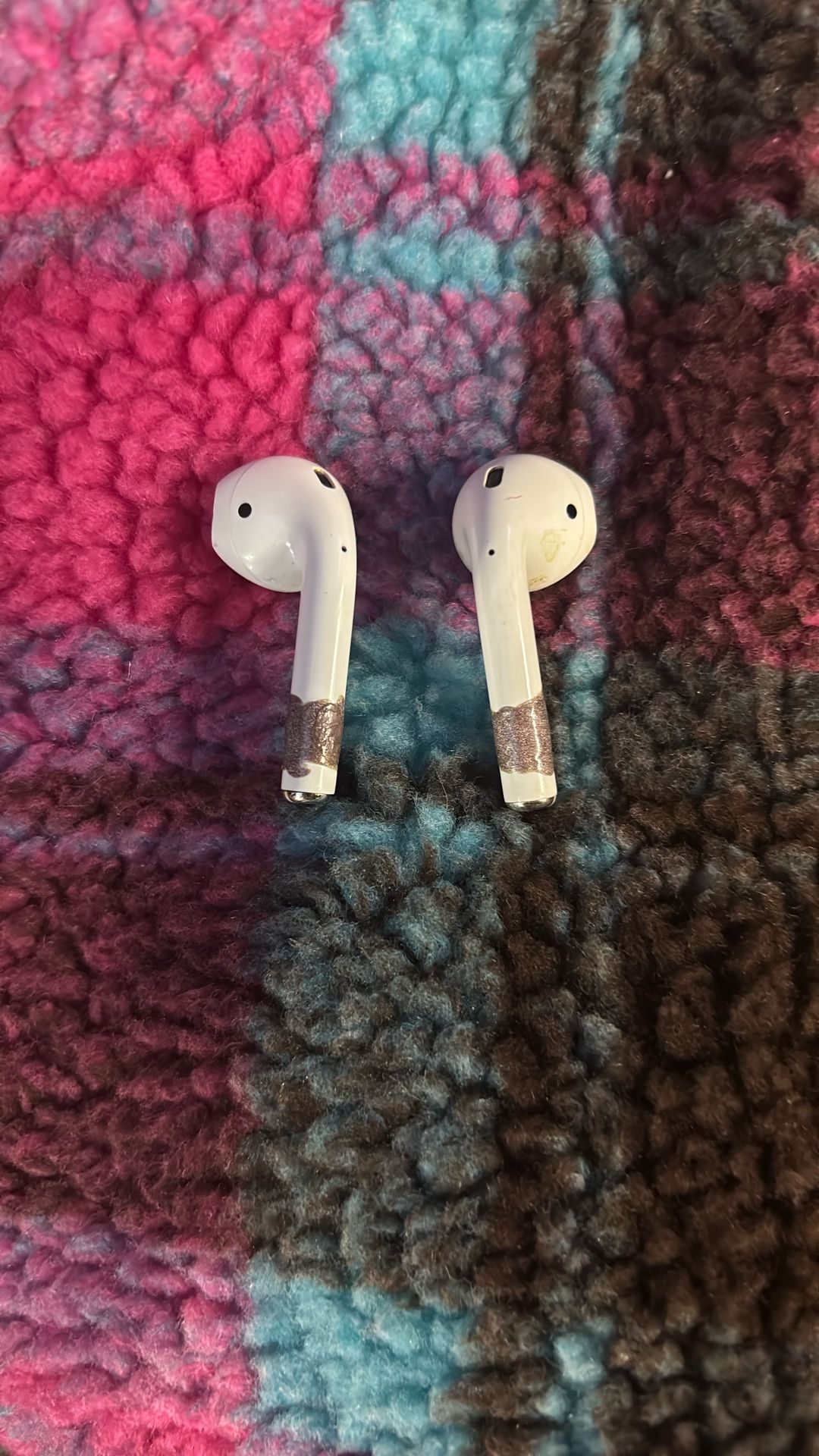 APPLE AIR PODS ** 1st Gen **