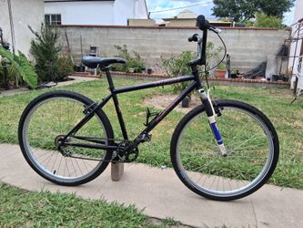 Specialized Rockhopper MTN bike
