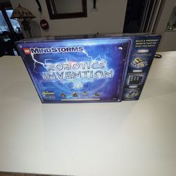 Lego Mindstorm Robotics invention system version 2.0 model 3804 open box looks like all there  Separated most of it out and put it into bags so pieces