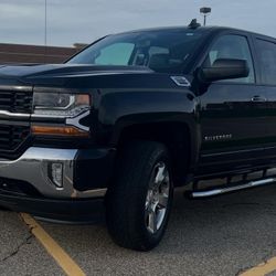 2016 Chevrolet Silverado, Black, V8 