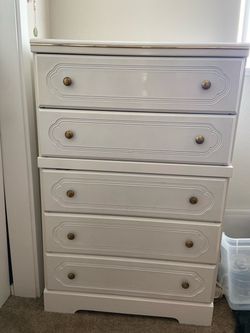 FREE 5-drawer dresser